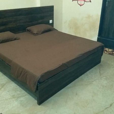 Nikunj Ashram Hotel Vrindávan Kültér fotó