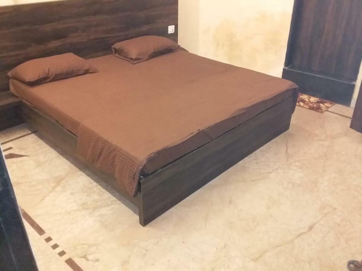 Nikunj Ashram Hotel Vrindávan Kültér fotó